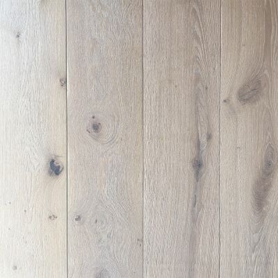 WILSON’S BLARNEY CASTLE RANGE PRE-FINISHED ENGINEERED OAK PLANK 