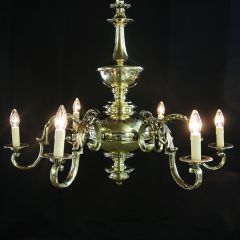 Antique lighting Wilsons Yard Ireland